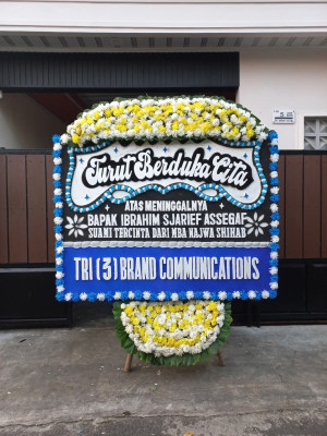 Papan Bunga Duka di Kendari